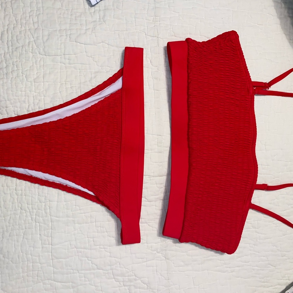 Red High-wasted Bikini